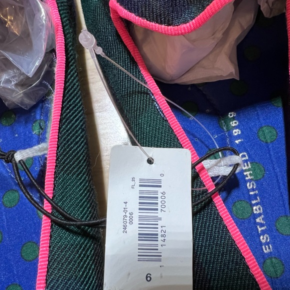 Gap Plaid loafer - size 6 womens - NWT - Picture 3 of 3